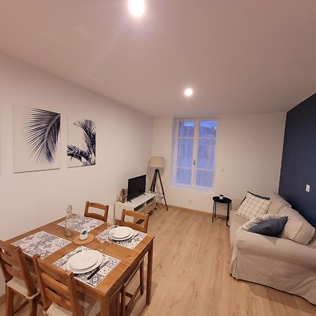 T2 Spacieux Centre-Ville Feurs Ngoại thất bức ảnh